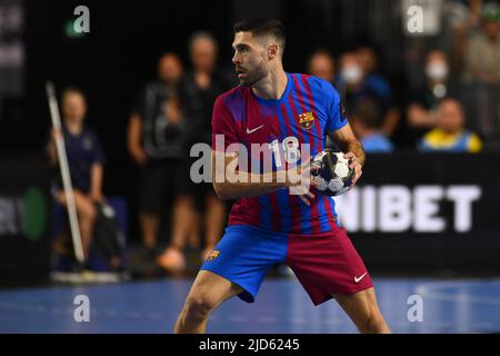 KÖLN, DEUTSCHLAND - 18. JUNI 2022: 18 Blaž Janc. Semifinale THW Kiel - Barca EHF FINAL4 Männer Stockfoto