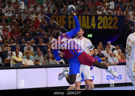 KÖLN, DEUTSCHLAND - 18. JUNI 2022: 18 Blaž Janc. Semifinale THW Kiel - Barca EHF FINAL4 Männer Stockfoto