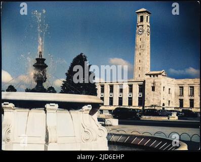 Das großartige Civic Center-Gebäude in Southampton, Hampshire, das erste Bürgerzentrum in Großbritannien. Entworfen von E. Berry Webber. Der Grundstein wurde 1930 gelegt. Kolorierte Version von : 10149708 Datum: Ca. 1950 Stockfoto