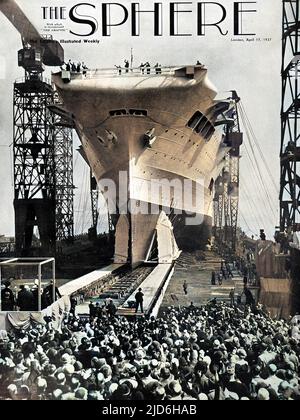 Das Foto zeigt den Flugzeugträger HMS 'Ark Royal', der auf der Cammell Laird Shipyard, Birkenhead, den 13.. April 1937 in den Rutschen gestartet wird. Kolorierte Version von: 10218563 Datum: 1937 Stockfoto