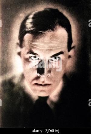 Erich Maria Remarque (1898 - 1970), Autor von 'alles leise an der Westfront', aufgenommen um. 1929. Kolorierte Version von: 10216790 Datum: 1929 Stockfoto