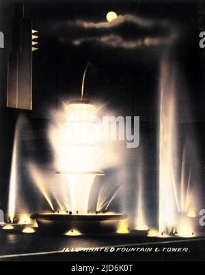 Beleuchteter Brunnen und Tait Tower - British Empire Exhibition - Glasgow, Schottland, (Mai - Dezember 1938). Die Ausstellung wurde von Thomas S. Tait geplant, der ein Team von neun Architekten leitete, darunter Basil Spence und Jack Coia. Kolorierte Version von: 11007147 Datum: 1938 Stockfoto