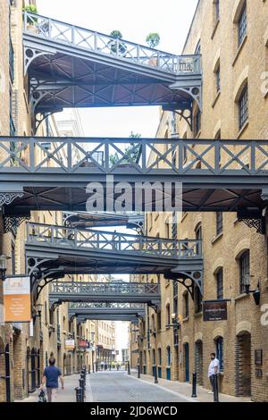 Umgebaute Lagerhäuser an der Chad Thames Street, Bermondsey, dem Londoner Stadtteil Southwark, Greater London, England, Vereinigtes Königreich Stockfoto