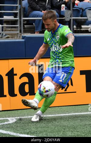 18. Juni 2022: Seattle Sounders Mittelfeldspieler Albert Rusnak mit einem Eckstoß während des MLS Fußballmatches zwischen LAFC und Seattle Sounders FC im Lumen Field in Seattle, WA. Die Teams kämpften gegen ein Unentschieden von 1-1. Steve Faber/CSM Stockfoto