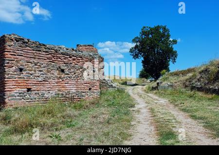 Archäologische Ausgrabung des antiken byzantinischen Justiniana Prima, gegründet von Justinian I. Kaiser des Oströmischen Reiches in Serbien Stockfoto