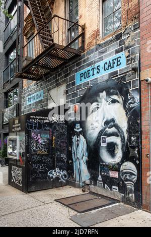 Nuyorican Poets Café im Stadtteil Alphabet City von New York City, Vereinigte Staaten von Amerika Stockfoto