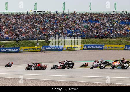 Hohenstein Ernstthal, Deutschland. Juni 19. 2022. Moto3 Rennen während des Liqui Moly Motorrad Grand Prix Deutschland auf dem Sachsenring, Hohenstein-Ernstthal, Deutschland. Abgebildet: Stockfoto