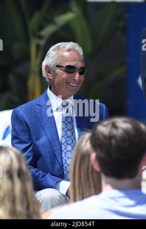 Zeremonie zur Enthüllung der Statue von Sandy Koufax im Dodger Stadium am 18. Juni 2022 in LA, Kalifornien (Aliyah Navarro / Image of Sport) Stockfoto