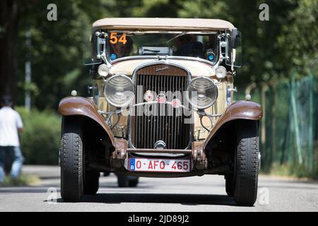 Monza, Italien. 18.. Juni 2022. CHRYSLER 75 during 1000 Miglia, Historical Motors in Monza, Italy, June 18 2022 Credit: Independent Photo Agency/Alamy Live News Stockfoto