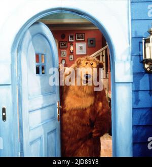 BÄR, BÄR IM GROSSEN BLAUEN HAUS, 1997 Stockfoto