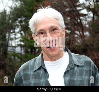 LEON GAST, ZERSCHMETTERTE SEINE KAMERA, 2010, Stockfoto