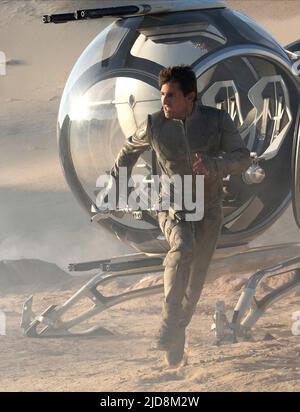 TOM CRUISE, OBLIVION, 2013, Stockfoto