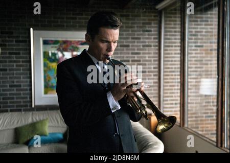 ETHAN HAWKE, BORN TO BE BLUE, 2015, Stockfoto