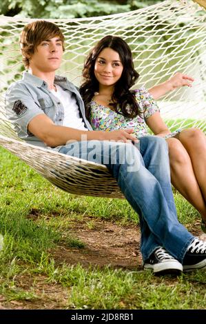 EFRON,HUDGENS, HIGH SCHOOL MUSICAL 3: SENIOR YEAR, 2008, Stockfoto