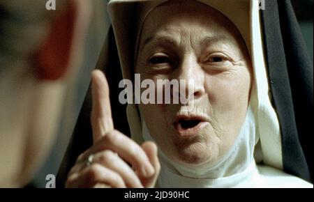 GERALDINE MCEWAN, DIE MAGDALENA-SCHWESTERN, 2002, Stockfoto