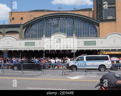 Bild der U-Bahnstation Coney Island. Stockfoto