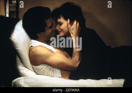 DAY-LEWIS,BINOCHE, UNERTRÄGLICHE LEICHTIGKEIT DES SEINS, 1988, Stockfoto