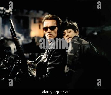 SCHWARZENEGGER,FURLONG, T2 3-D: BATTLE ACROSS TIME, 1996, Stockfoto