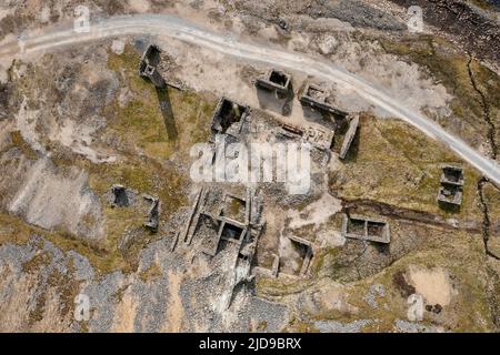 Die Ruinen der alten Bande führen die Mine in den Hügeln über reeth in den yorkshire-Dales von oben nach unten Stockfoto