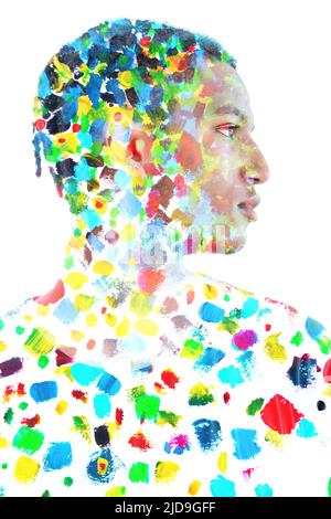 Paintographie. Kreatives Porträt eines afroamerikanischen Mannes Stockfoto