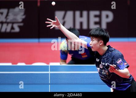 Yun-Ju Lin aus Taiwan tritt beim WTT Contender Zagreb 2022 Men's Singles Finale gegen Peng Xiang aus China am 19. Juni 2022 in der Dom Sportova Hall in Zagreb, Kroatien, an. Foto: Sanjin Strukic/PIXSELL Stockfoto