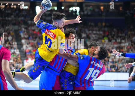 Köln, Deutschland. 19.. Juni 2022. Alex Dujshebaev beim Handball-EHF Champions League-Spiel zwischen Barca und Lomza Vive Kielce am 19. Juni 2022 in Köln. (Foto: Andrachiewicz/PressFocus/SIPA USA) France OUT, Poland OUTFrance OUT, Poland OUT Credit: SIPA USA/Alamy Live News Stockfoto