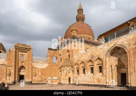 Innenhof des Ishak Pasha Palastes, Ostanatolien, Türkei Stockfoto