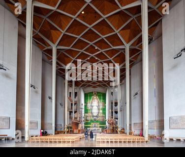 Innenraum der neuen Kathedrale in Coventry, England. Stockfoto