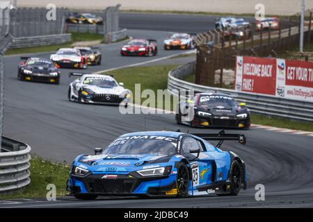 25 Panis Aurelien (Fra), Niederhauser Patric (SWI), Sainteloc Junior Team, Audi R8 LMS evo II GT3, Aktion während des 5.. Rennens der Fanatec GT World Challenge Europe Powered by AWS 2022, vom 17. Bis 19. 2022 auf dem Circuit Zandvoort, in Zandvoort, Niederlande - Foto: Julien Delfosse/DPPI/LiveMedia Stockfoto