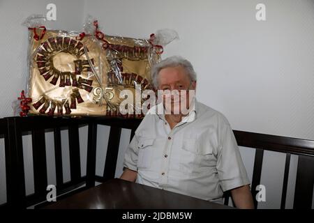 Lutz Jahoda bei der Geburtstagsfeier zum 95. Geburtstag von Lutz Jahoda im Restaurant zum alten Weinberg. Storkow (Mark), 19.06.2022 Stockfoto