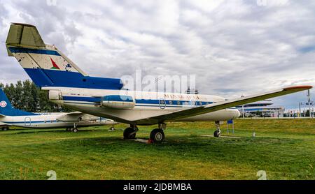 Jak-40-Flugzeug, das von der belarussischen Fluggesellschaft Minskavia betrieben wird Stockfoto