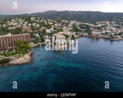 Luftaufnahme von ses illetes mallorca. Illetas (auch bekannt als Ses Illetes) ist ein kleines, gehobes Resort an der südwestlichen Küste Mallorcas. Stockfoto