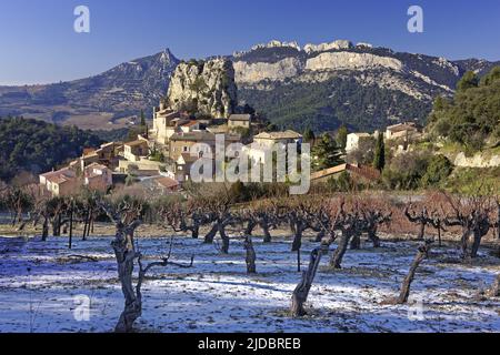 Frankreich, Vaucluse La Roque-Alric, Dorf im Herzen von Dentelles de Montmirail Stockfoto