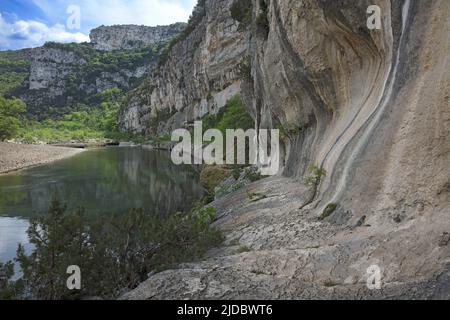 Frankreich, Ardèche Labastide de Virac die Schluchten des Ardèche vom Ufer des Ardèche Stockfoto