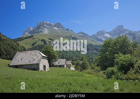 Frankreich, Drome, Lus-la-Croix-Haute, Buëch-Tal, Lauzon-Kopf, Charnier Pass, Chalets Stockfoto