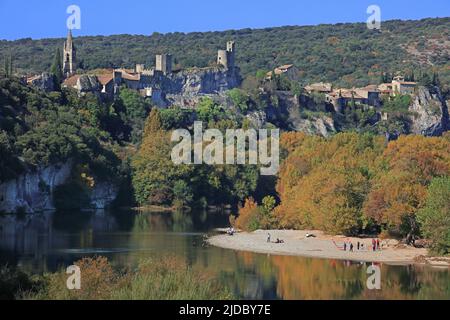 Frankreich, das Dorf Gard Aigueze, die Schluchten des Ardèche Stockfoto