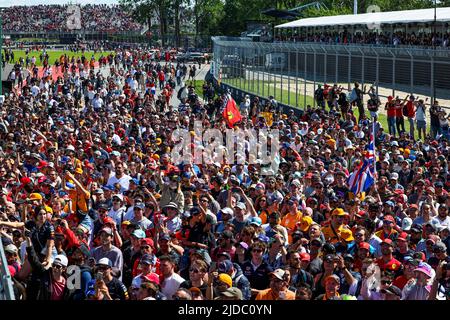 Montreal, Kanada. 19.. Juni 2022. Fans, F1 Grand Prix of Canada auf dem Circuit Gilles-Villeneuve am 19. Juni 2022 in Montreal, Kanada. (Foto von HIGH TWO) Quelle: dpa/Alamy Live News Stockfoto