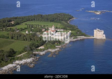 Frankreich, Alpes-Maritimes Cannes, Ile Saint Honorat die Abtei von Lerins (Luftaufnahme) Stockfoto