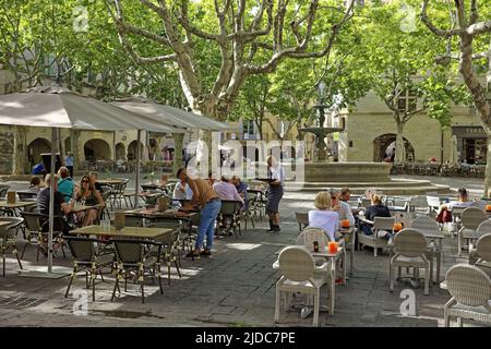 Frankreich, Gard (30) Uzès, Place aux Herbes Stockfoto