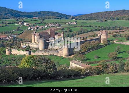 Frankreich, Saône-et-Loire Berzé-le-Châtel, Festung von Berzé-le-Châtel die mittelalterliche Burg, allgemeine Ansicht Stockfoto