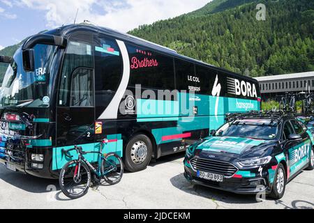 Schweiz, Kanton Tessin, Ambrì, Etappenabbruch von Ambrì, Bora-Team Stockfoto