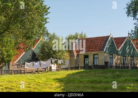 Enkhuizen, Niederlande, Juni 2022. Verschiedene Szenen aus dem Zuiderzee Museum in Enkhuizen. Hochwertige Fotos Stockfoto