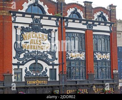 The Crown Hotel, Walkers Ales Warrington, 43 Lime Street, Liverpool, Merseyside, England, Großbritannien, L1 1JQ Stockfoto