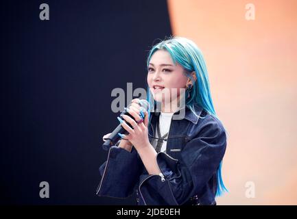 Alexa, 19. Juni 2022 : Sänger Alexa tritt vor dem Red Carpet Event auf, um den neuesten Film Top Gun: Maverick in Seoul, Südkorea, zu promoten. Der Film wird am 22. Juni in Korea veröffentlicht. Kredit: Lee Jae-won/AFLO/Alamy Live Nachrichten Stockfoto