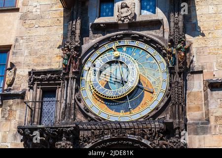 Die Prager Astronomische Uhr oder der Prager Orloj. Es handelt sich um eine mittelalterliche Uhr in Prag, Tschechien Stockfoto