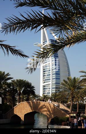 Dubai, VAE 20. Februar 2020: Das luxuriöseste Hotel der Welt. Segeln Stockfoto