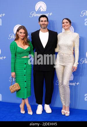 Holland Roden, Tyler Hoechlin und Crystal Reed nehmen an der Paramount+ UK Launch-Veranstaltung in Outernet London Teil. Bilddatum: Montag, 20. Juni 2022. Stockfoto