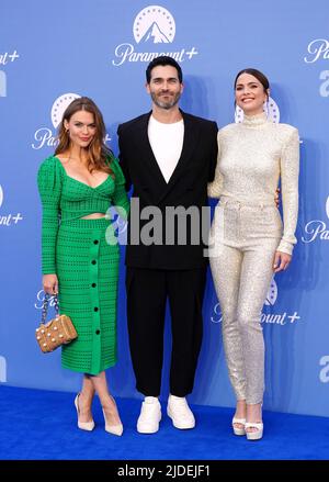 Holland Roden, Tyler Hoechlin und Shelley Hennig nehmen an der Paramount+ UK Launch-Veranstaltung in Outernet London Teil. Bilddatum: Montag, 20. Juni 2022. Stockfoto