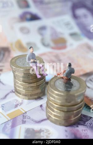 Stillleben-Fotos, die Finanzen und Bargeld, Großbritannien, darstellen Stockfoto