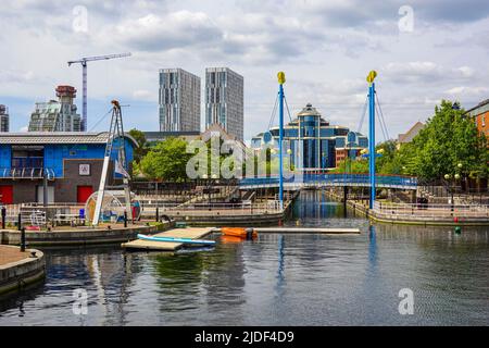 Der alte Hafen liegt in Salford, Manchester, Großbritannien, heute bekannt als Salford Quays Stockfoto